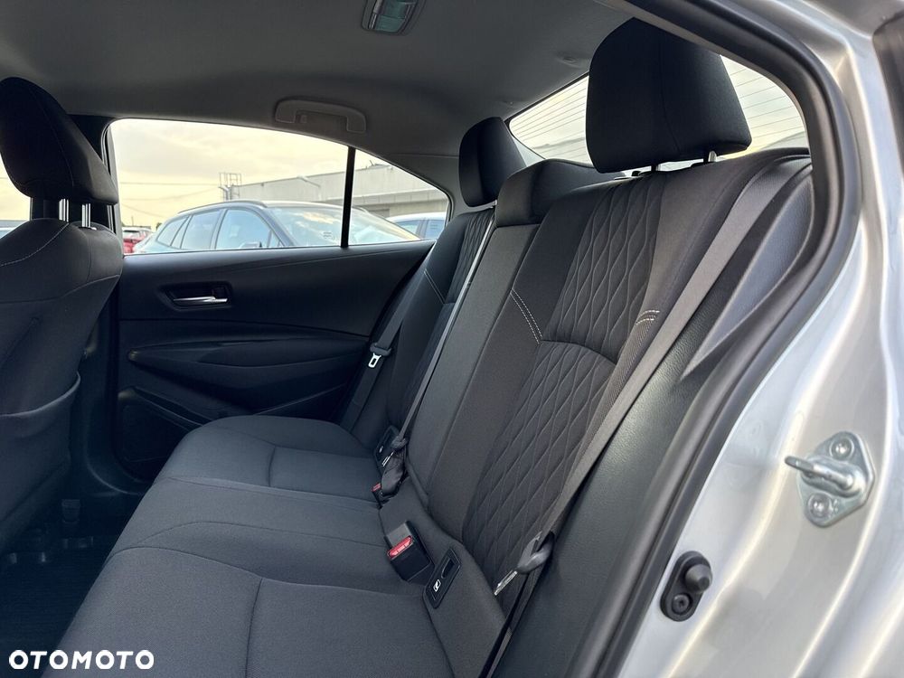 Toyota Corolla 1.8 Hybrid Comfort - 16