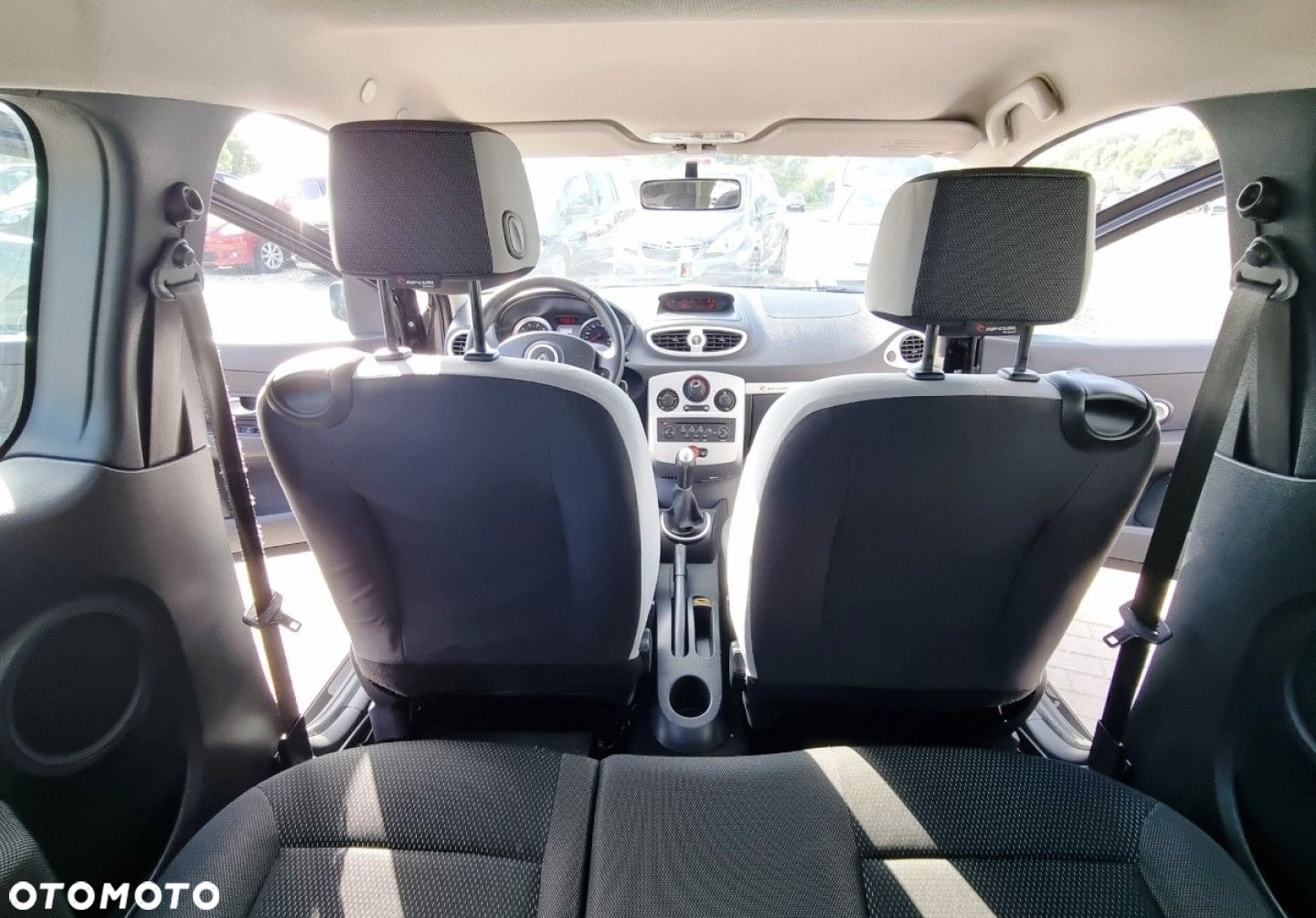 Renault Clio - 29