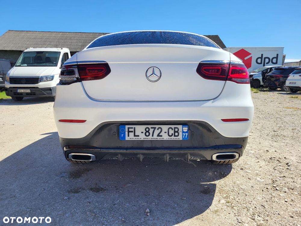 Mercedes-Benz GLC 220 d 4Matic 9G-TRONIC AMG Line Plus - 9