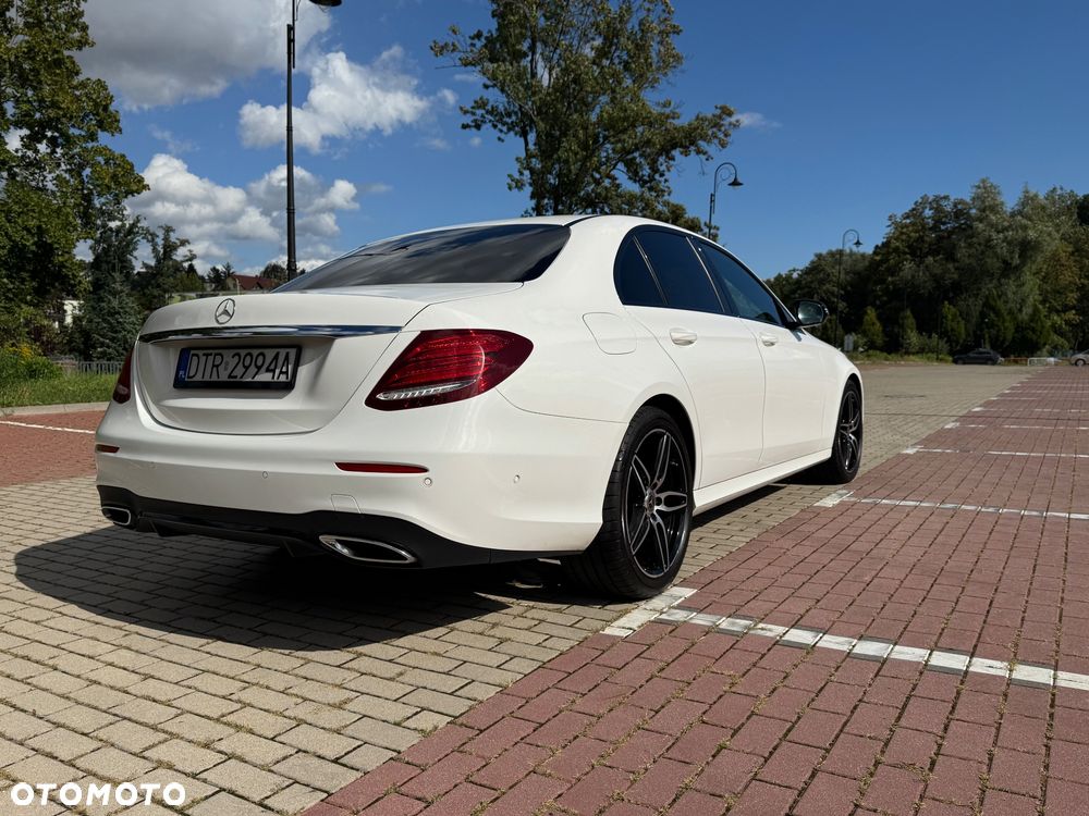 Mercedes-Benz Klasa E 220 d 4-Matic Business Edition 9G-TRONIC - 10