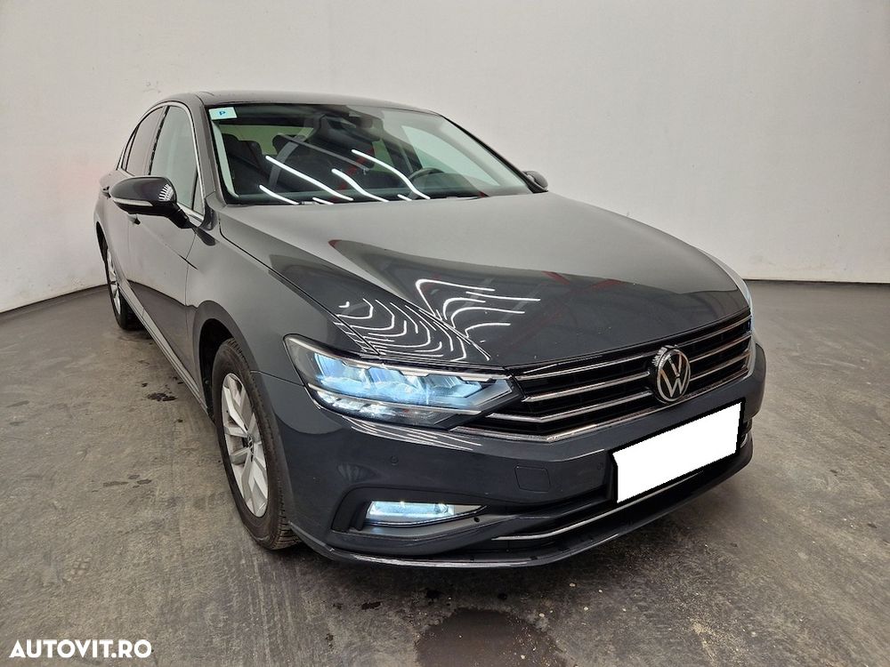 Volkswagen Passat 2.0 TDI DSG Comfortline - 1