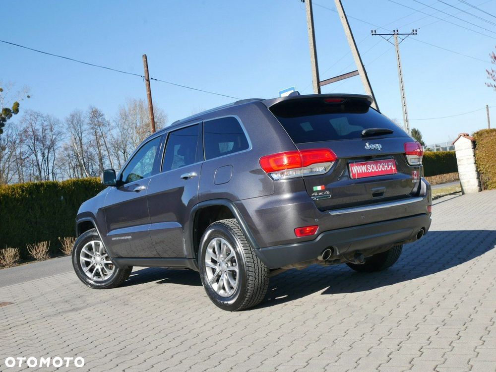 Jeep Grand Cherokee - 8