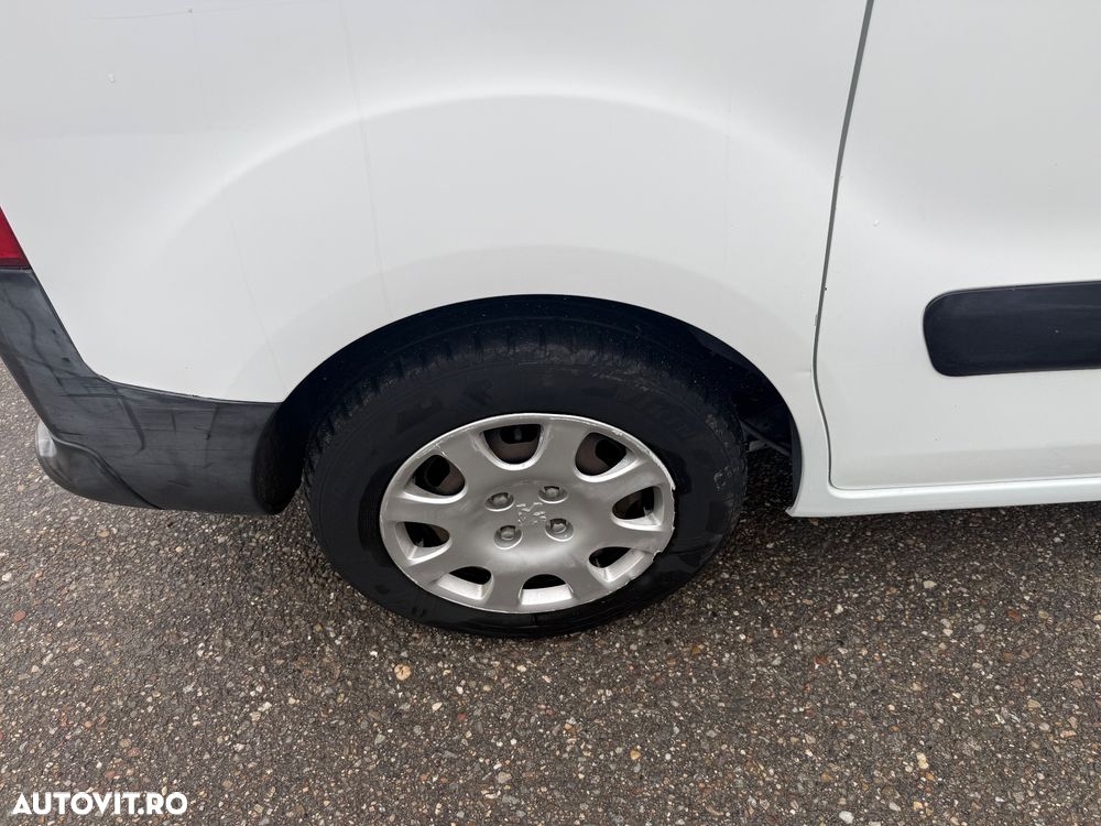 Peugeot Partner Combi 1.6 HDi 75 CP Confort FAP - 12