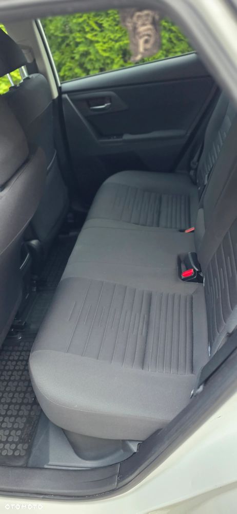 Toyota Auris - 4