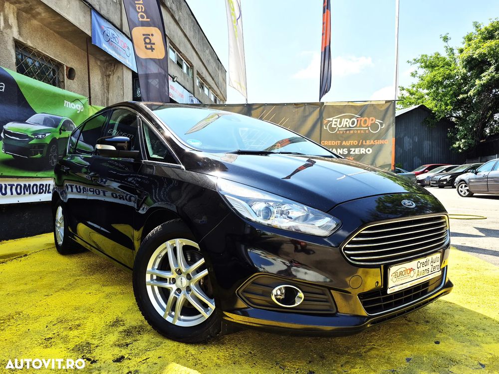 Ford S-Max 2.0 TDCi Powershift Titanium - 3