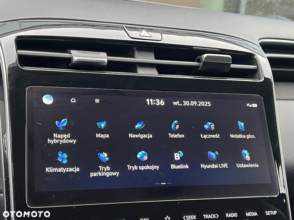 Hyundai Tucson 1.6 T-GDi HEV Executive 2WD - 26