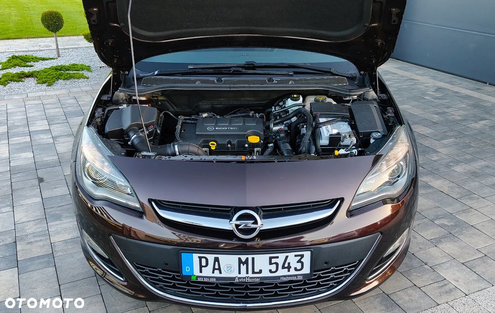 Opel Astra 1.4 Turbo Exklusiv - 38