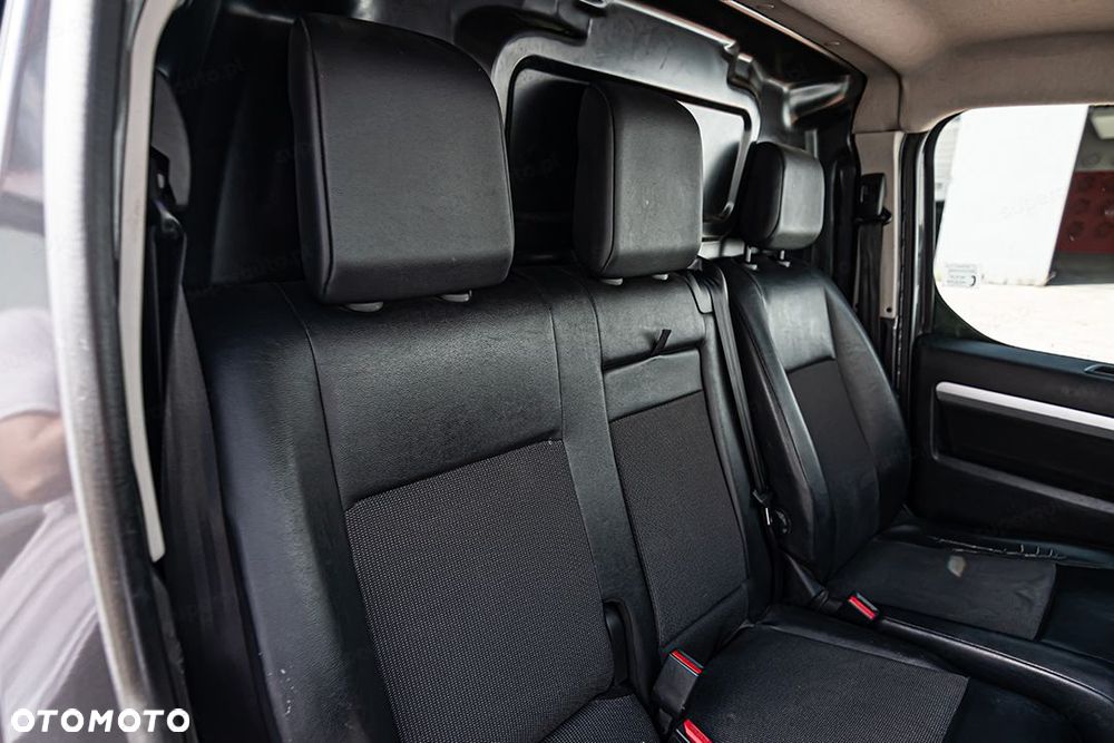 Opel Vivaro Extra Long L2H1 AT 2.0 177KM - 28