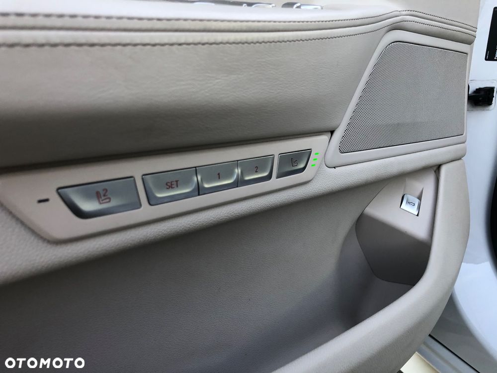 BMW Seria 7 730d - 15