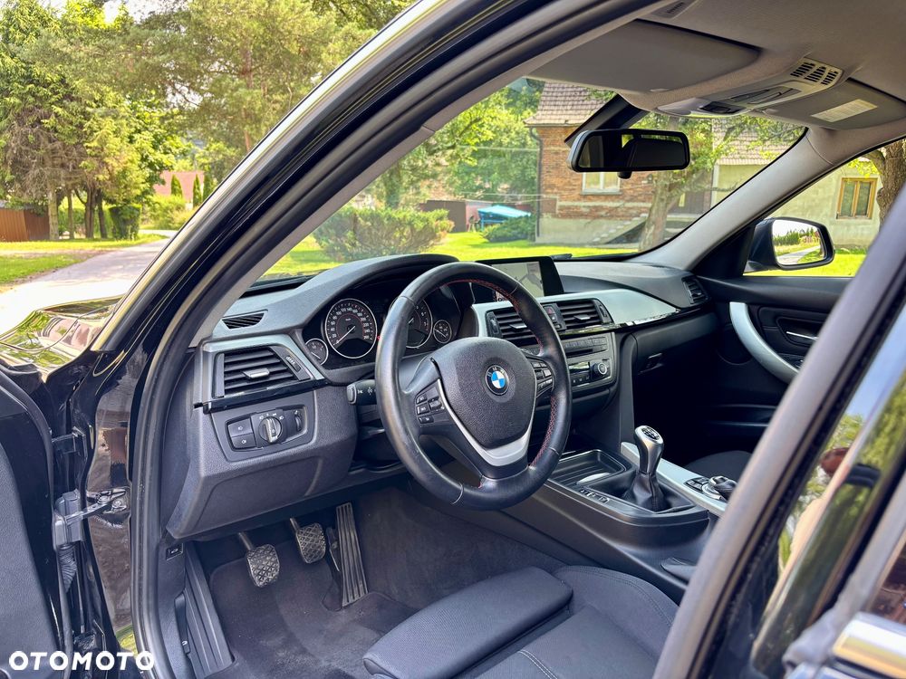 BMW Seria 3 316i Modern Line - 18