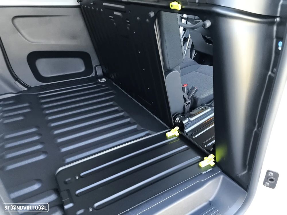 Opel Combo Electric 50kWh L1 - 18
