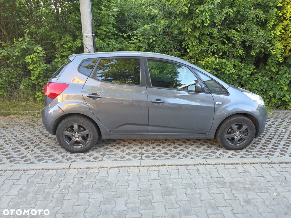 Kia Venga - 2