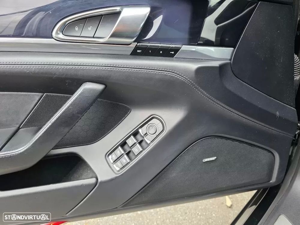 Porsche Panamera S Hybrid - 28