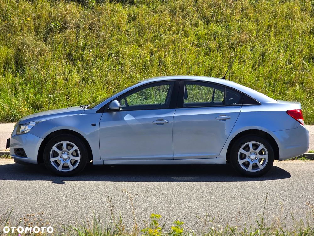 Chevrolet Cruze 2.0 VDCi LS - 6