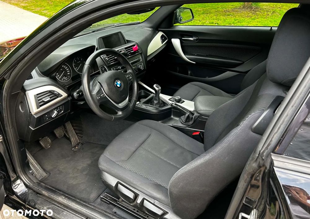 BMW Seria 2 220d - 19