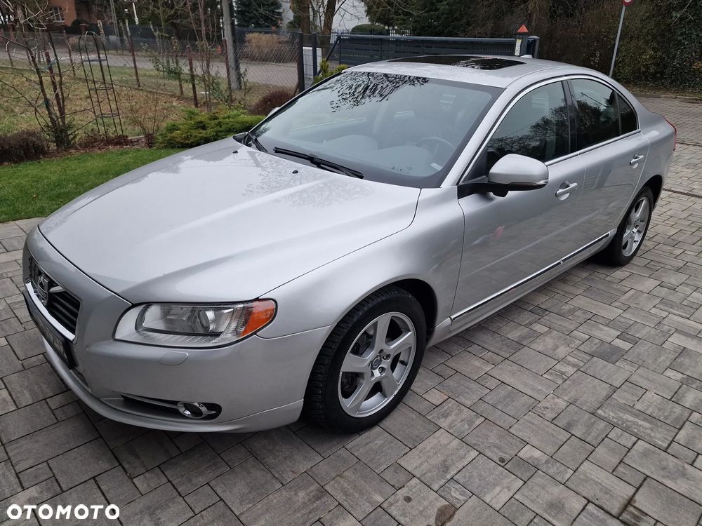 Volvo S80 - 1