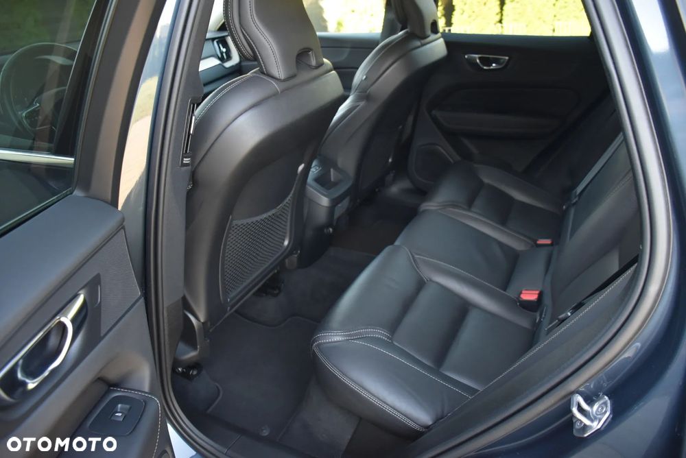 Volvo XC 60 D4 Inscription - 29