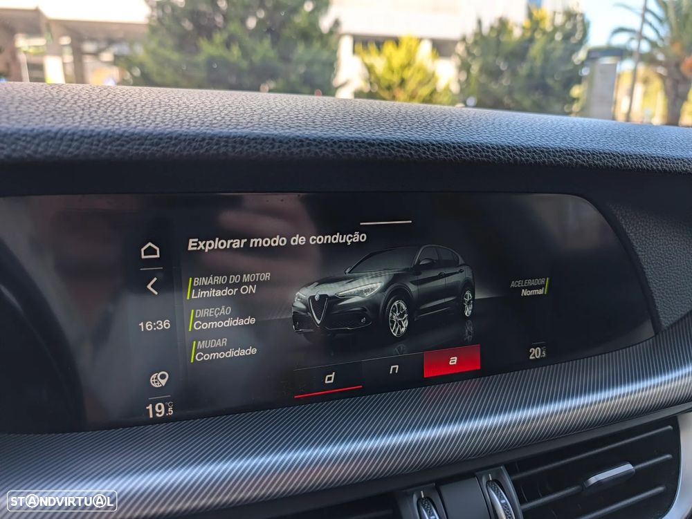 Alfa Romeo Stelvio 2.2 D Sprint AT8 - 25
