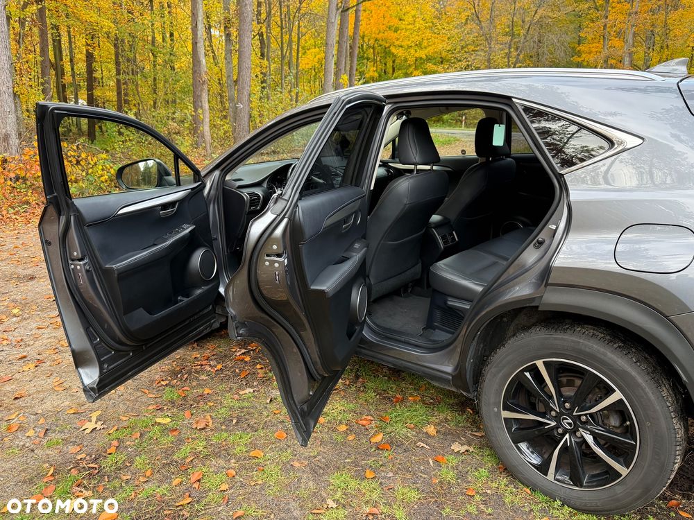 Lexus NX 200t Comfort AWD - 2