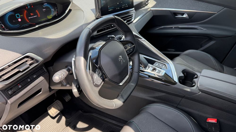 Peugeot 3008 Hybrid4 300 e-EAT8 Allure - 22