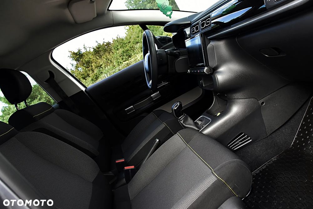 Citroën C3 1.2 PureTech Shine - 28