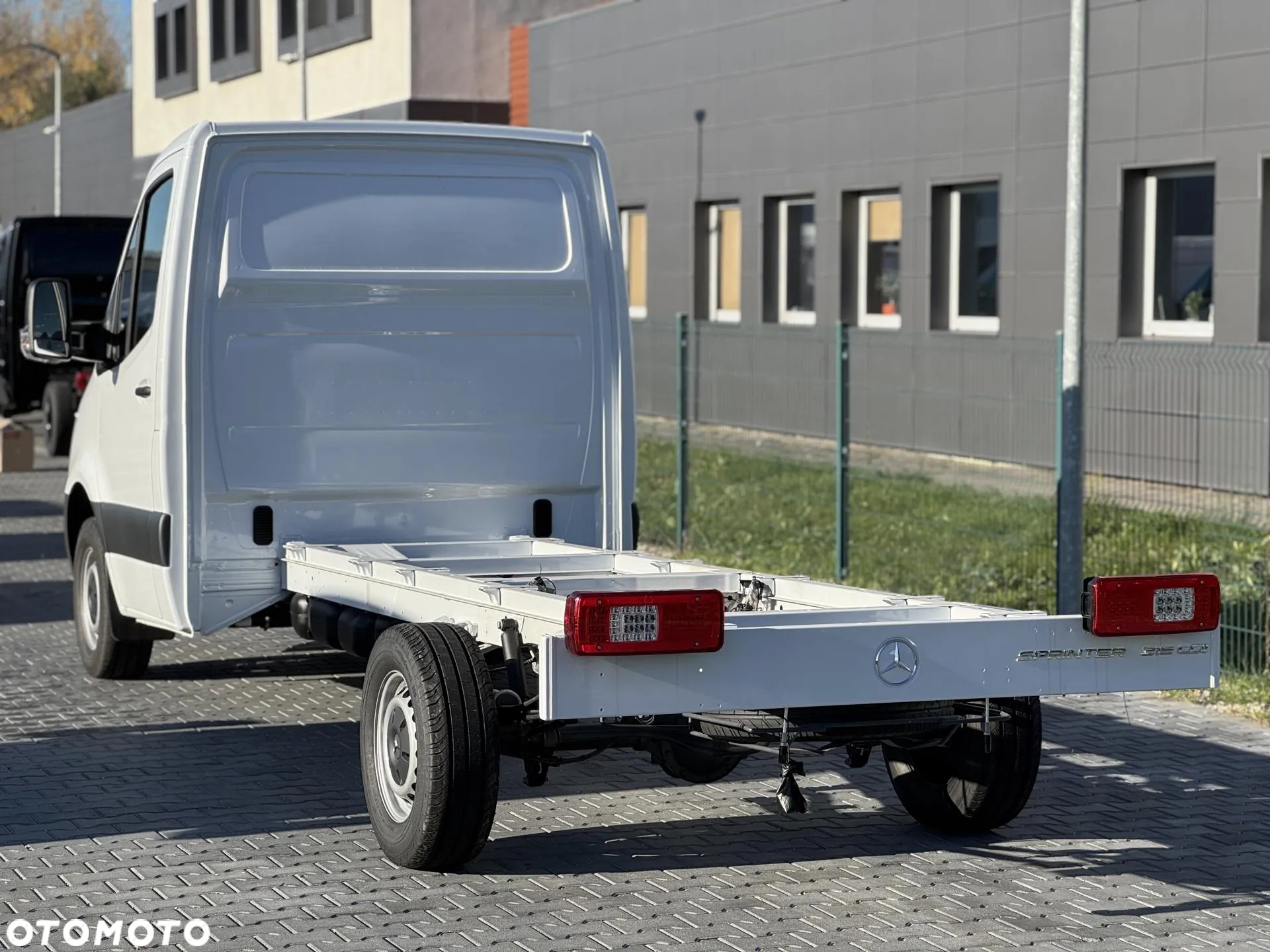 Mercedes-Benz Sprinter - 5