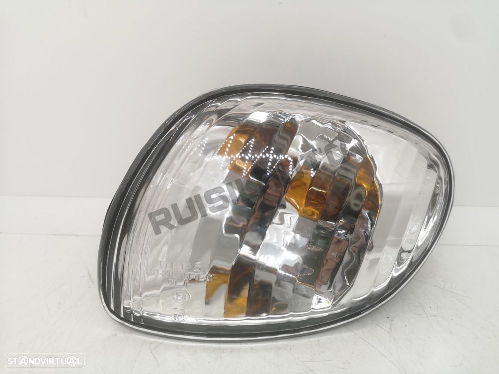 Farolim Pisca Frente Esquerdo 108.904_421 Toyota Corolla Viii ( - 2