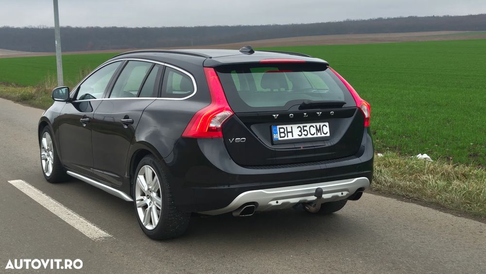 Volvo V60 2.0T Geartronic Powershift Summum - 4