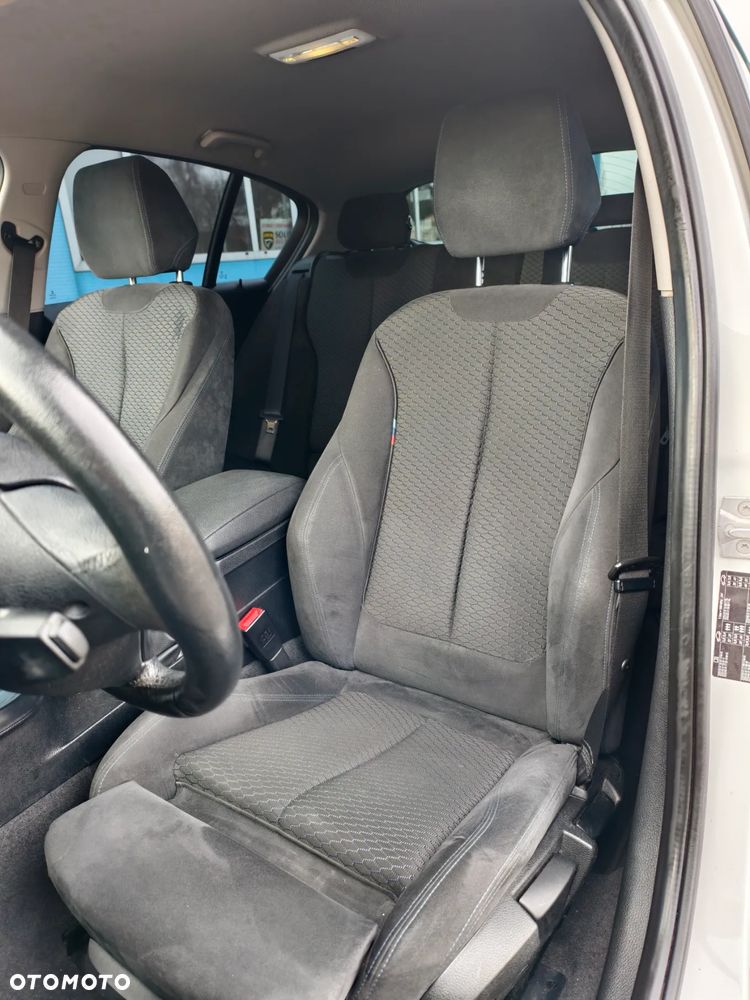 BMW Seria 1 120d Sport-Aut Sport Line - 11