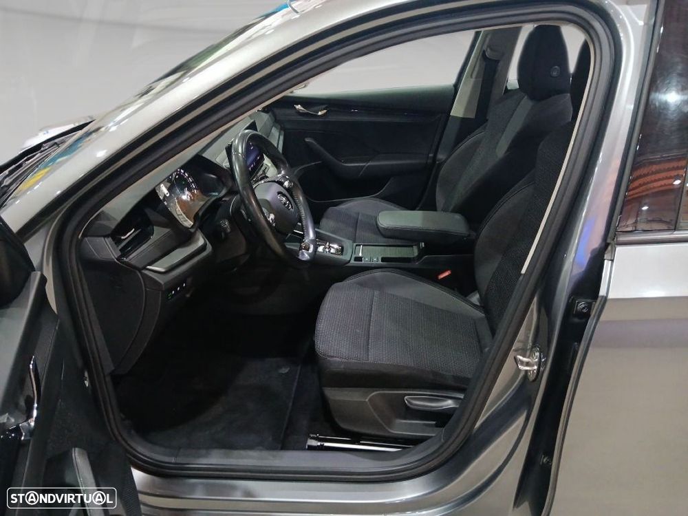 Skoda Octavia Break 2.0 TDI Ambition DSG - 9