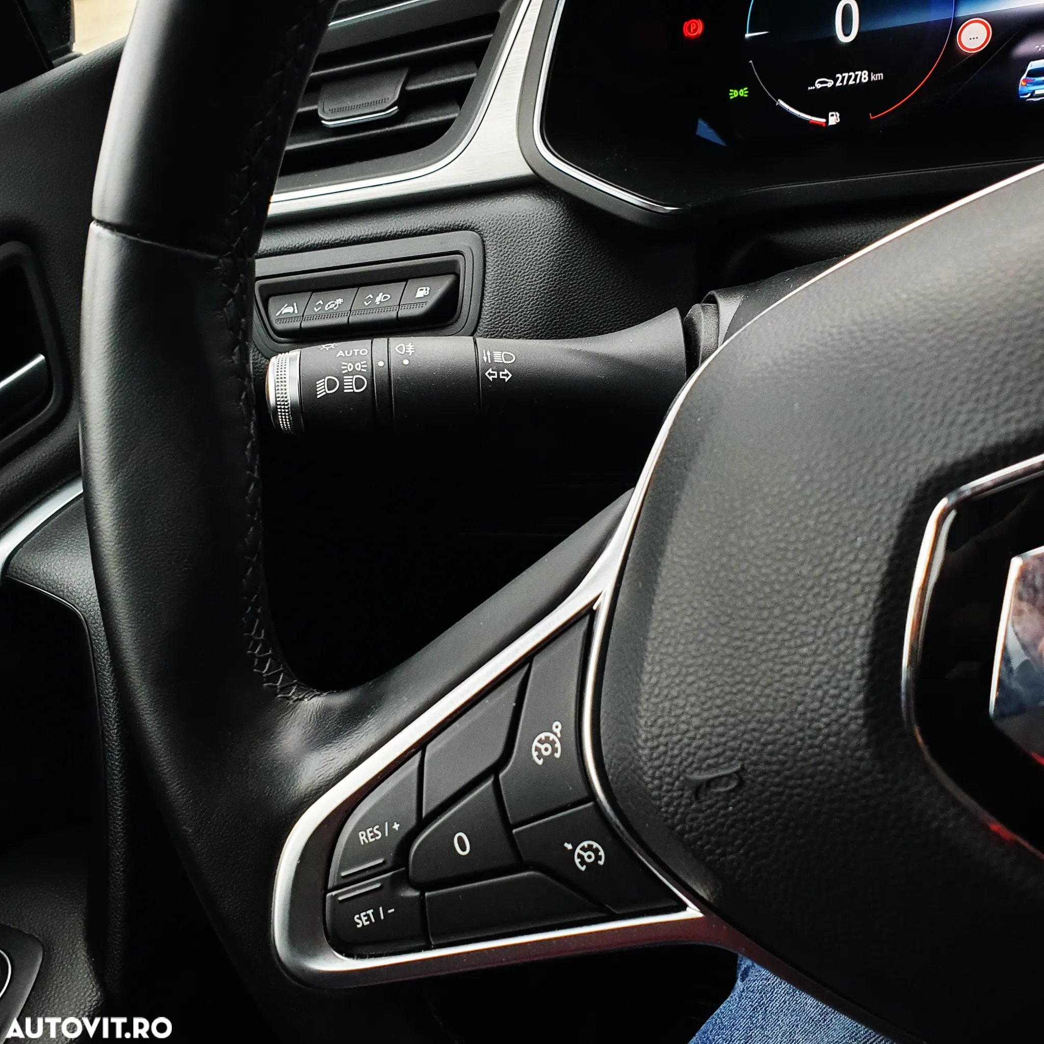 Renault Captur E-Tech Plug-In-Hybrid Intens - 18