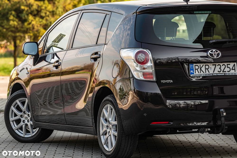 Toyota Verso 1.8 Edition - 16