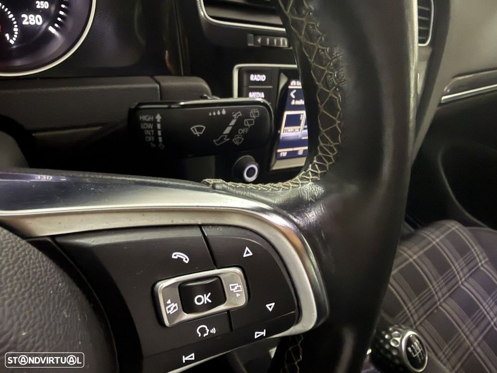 VW Golf 2.0 TDI GTD - 16