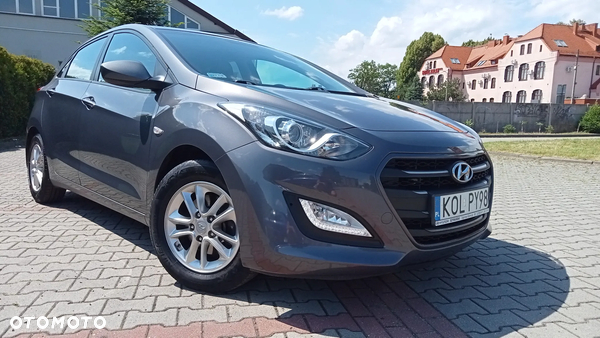 Hyundai i30 1.4 BlueDrive Classic +
