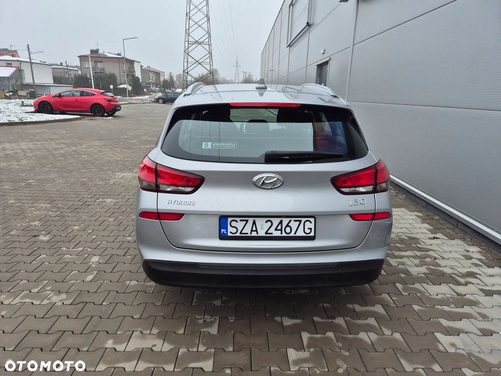 Hyundai i30 1.5 DPI Comfort - 15