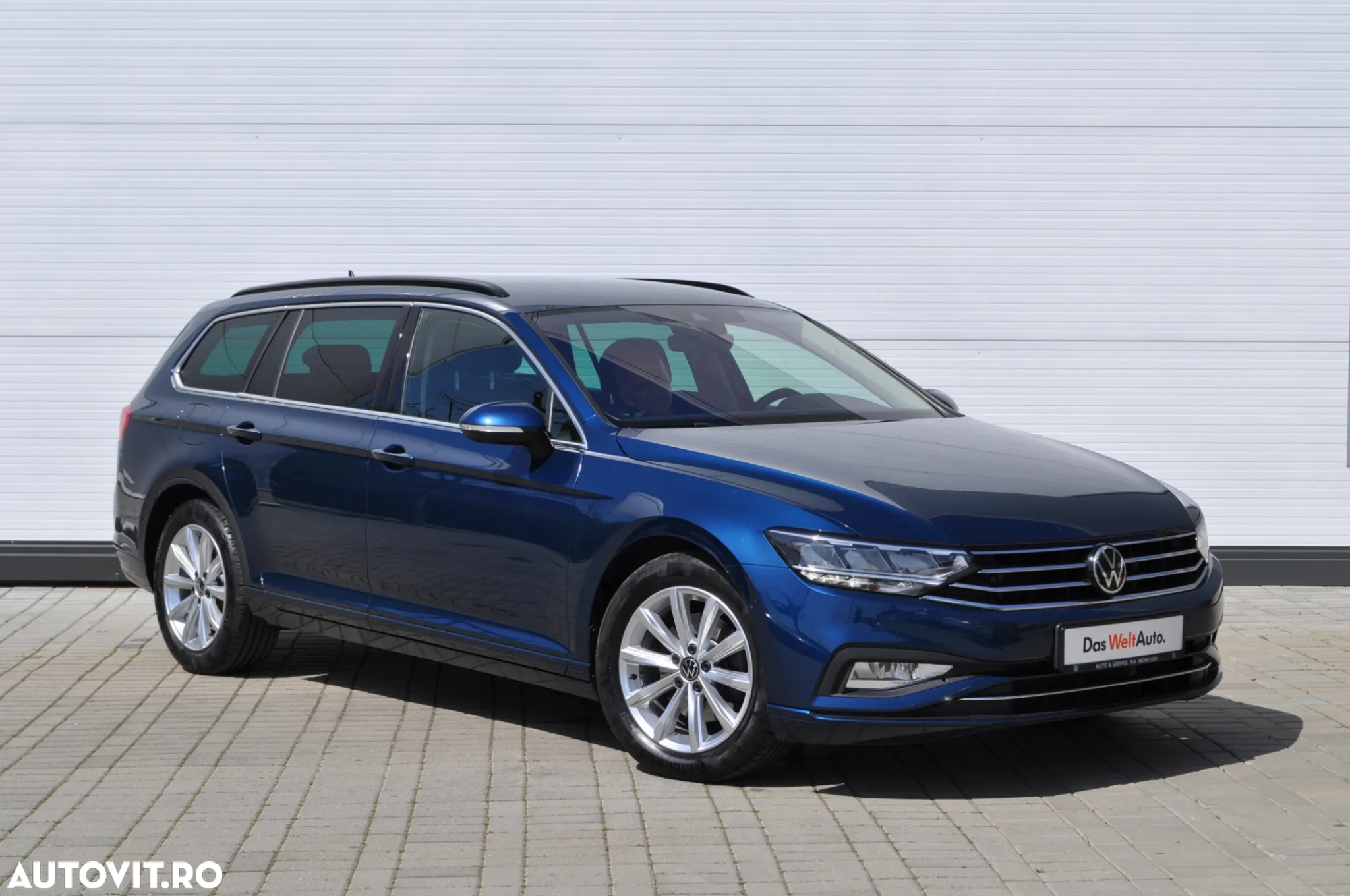 Volkswagen Passat Variant 2.0 TDI SCR DSG 4Motion Business - 9