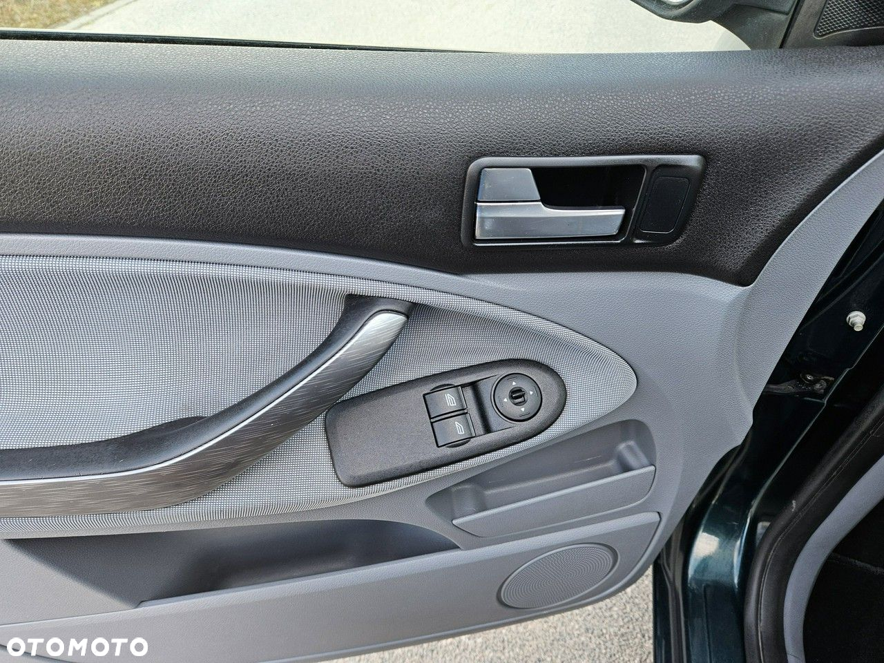 Ford C-MAX - 16