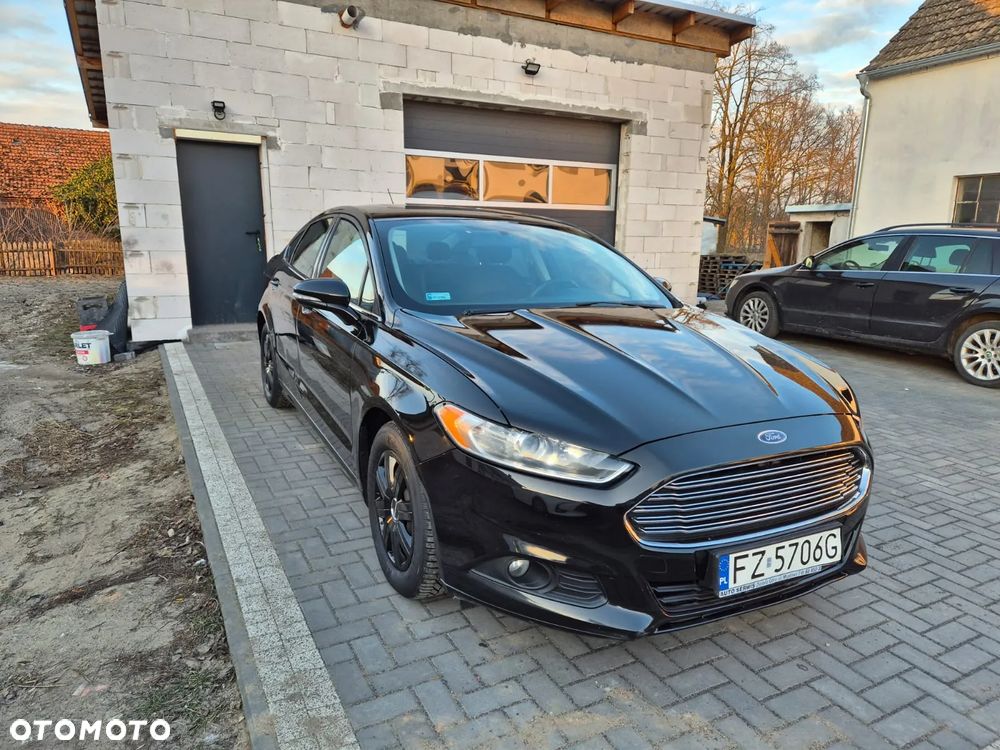 Ford Fusion - 1