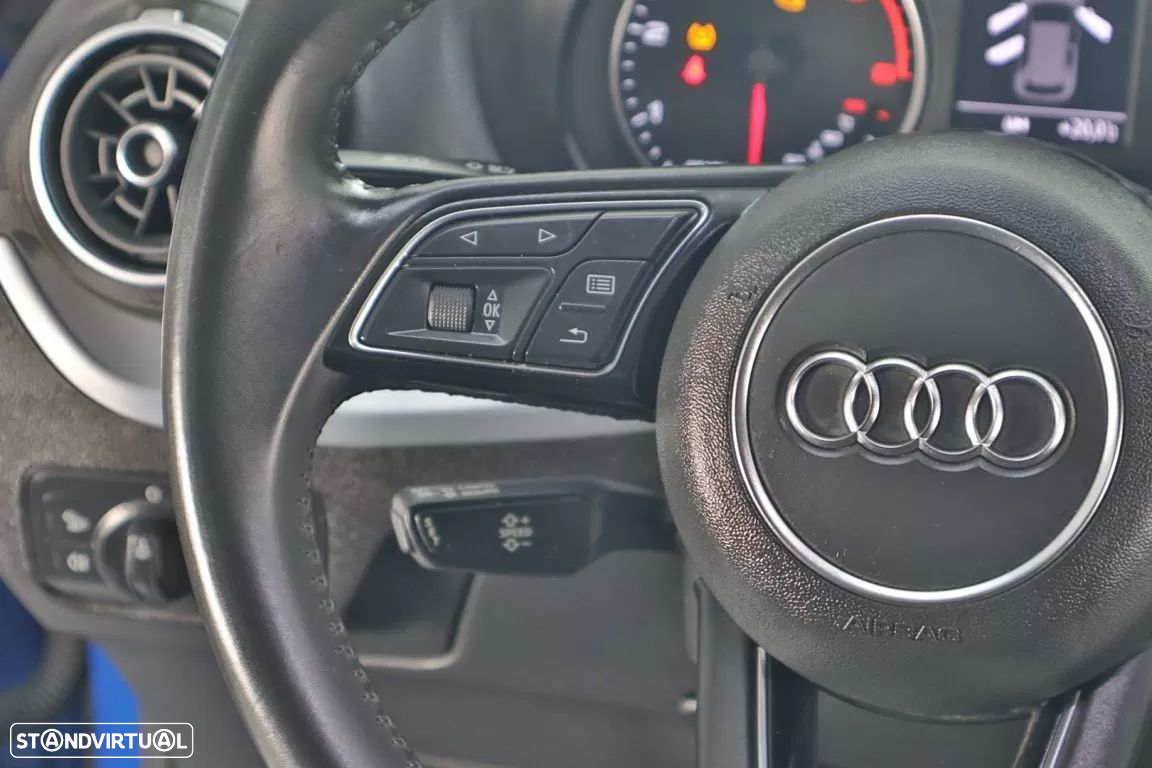 Audi Q2 1.6 TDI Design - 21