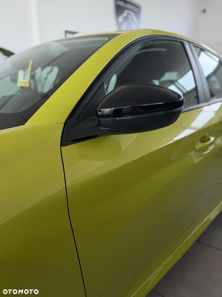 Peugeot 208 - 10