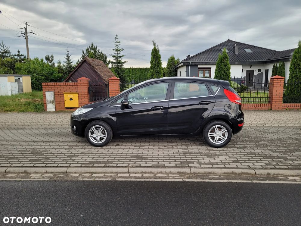 Ford Fiesta 1.25 Titanium EU5 - 1