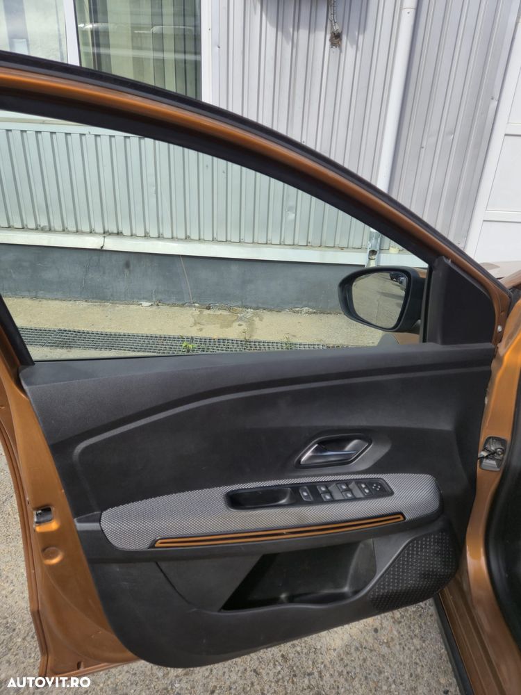 Dacia Sandero ECO-G 100 MT6 Comfort - 26