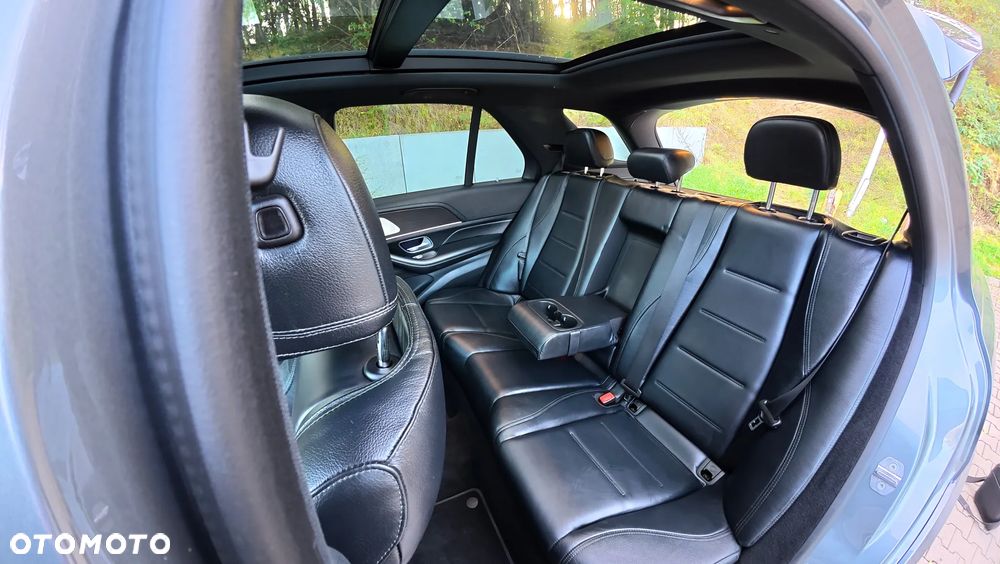 Mercedes-Benz GLE - 33