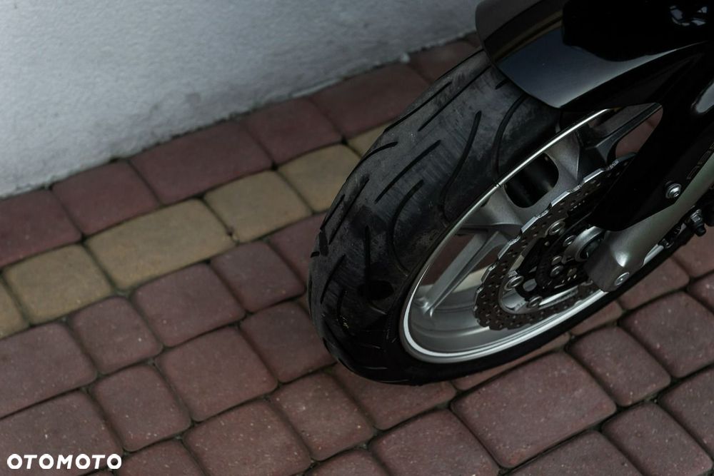 Kawasaki ER - 9