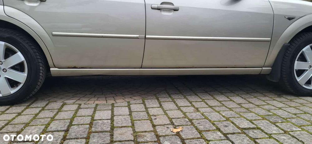 Ford Mondeo 2.0 Trend X100 / X - 18