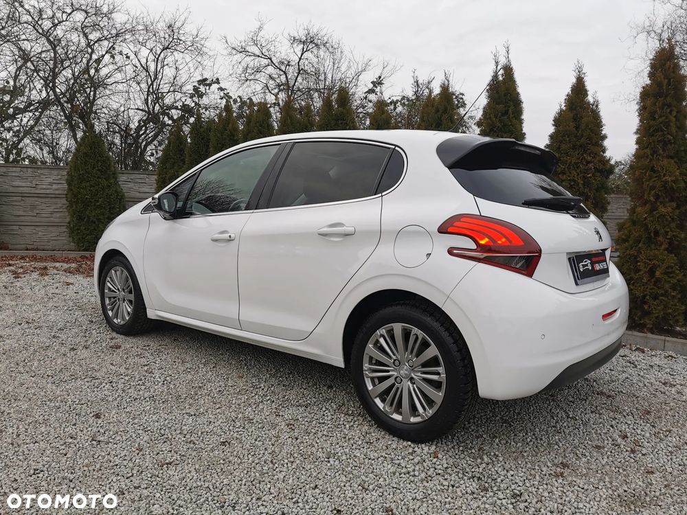 Peugeot 208 Blue-HDi 100 Stop&Start Style - 32