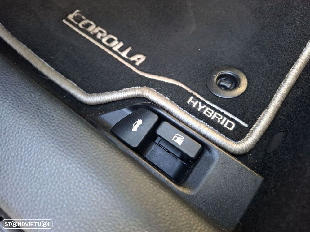 Toyota Corolla SD 1.8 Hybrid Luxury - 26