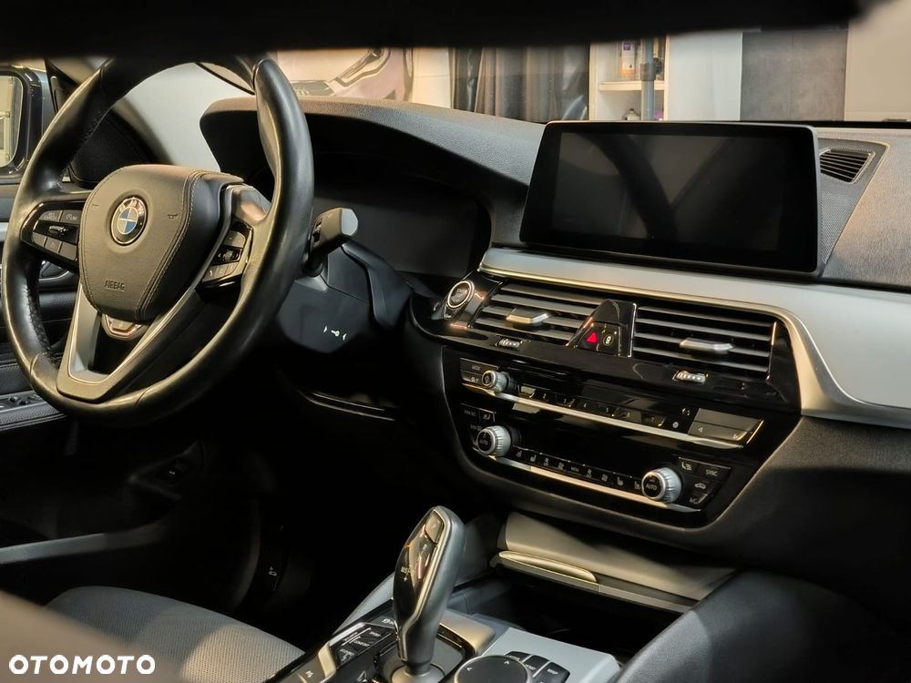 BMW 6GT 630d xDrive - 11