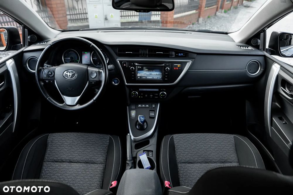 Toyota Auris - 26