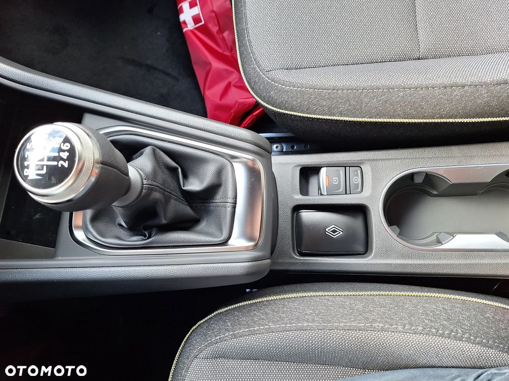 Renault Captur - 10